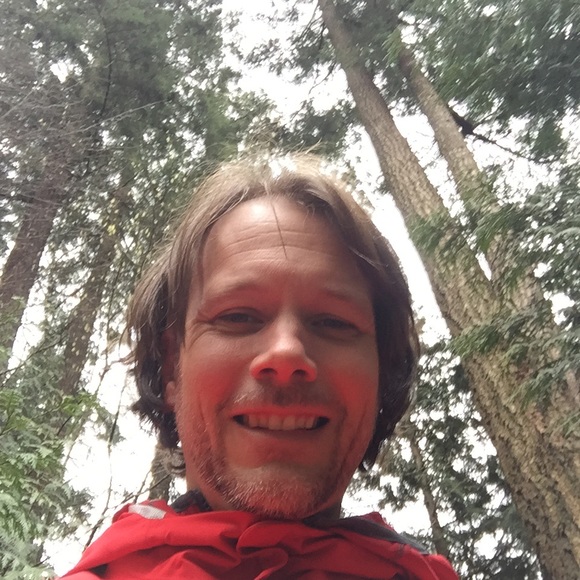 Meet your Posher, Jon - Picture 2 of 15